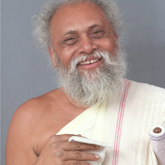 Jainacharya Sh. Ratnaker Surishwar Ji Maharaj<br>Print - 15''x20''<br>Published in 2005